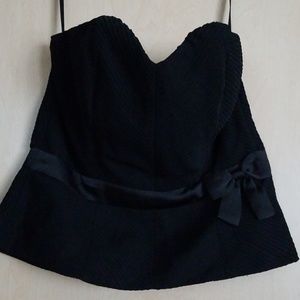 Strapless top